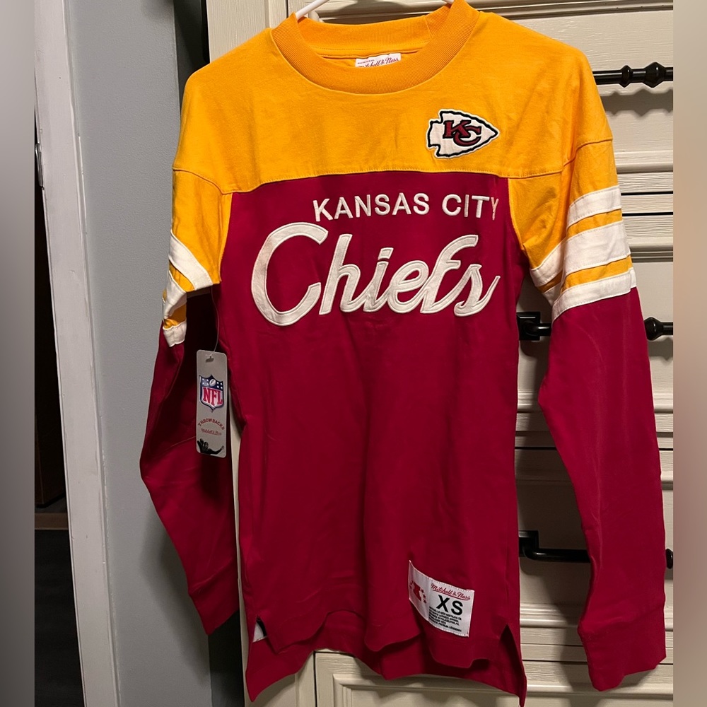 NWT Kansas City Chiefs Long Sleeve